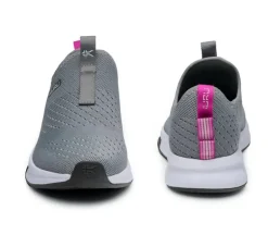 ATOM Slip-On