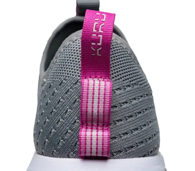 ATOM Slip-On